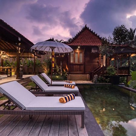 Villa Niyamas Ubud エクステリア 写真