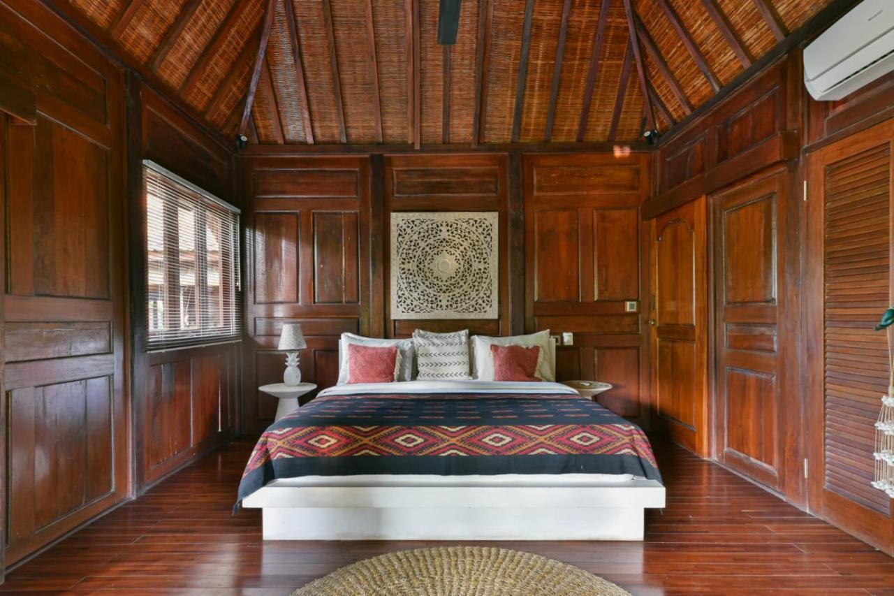 Villa Niyamas Ubud エクステリア 写真