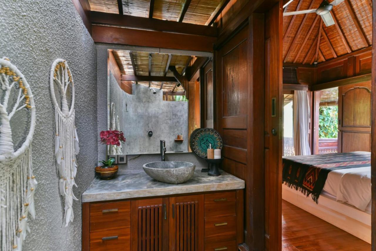 Villa Niyamas Ubud エクステリア 写真