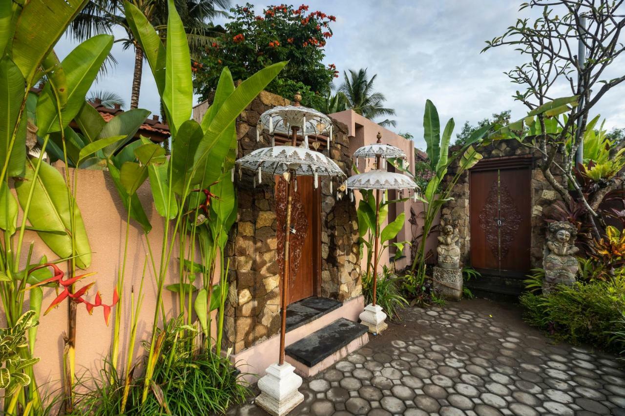 Villa Niyamas Ubud エクステリア 写真