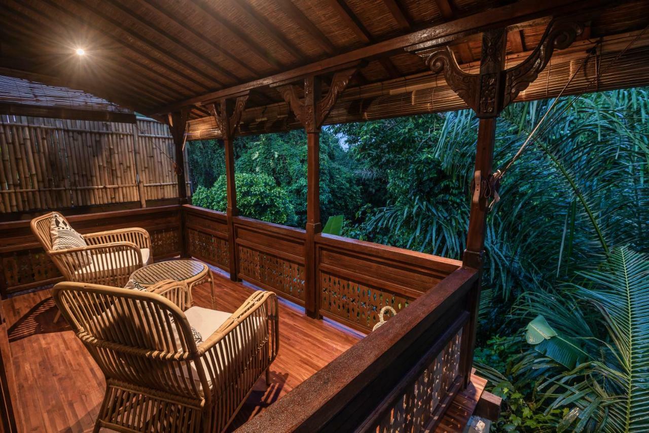Villa Niyamas Ubud エクステリア 写真