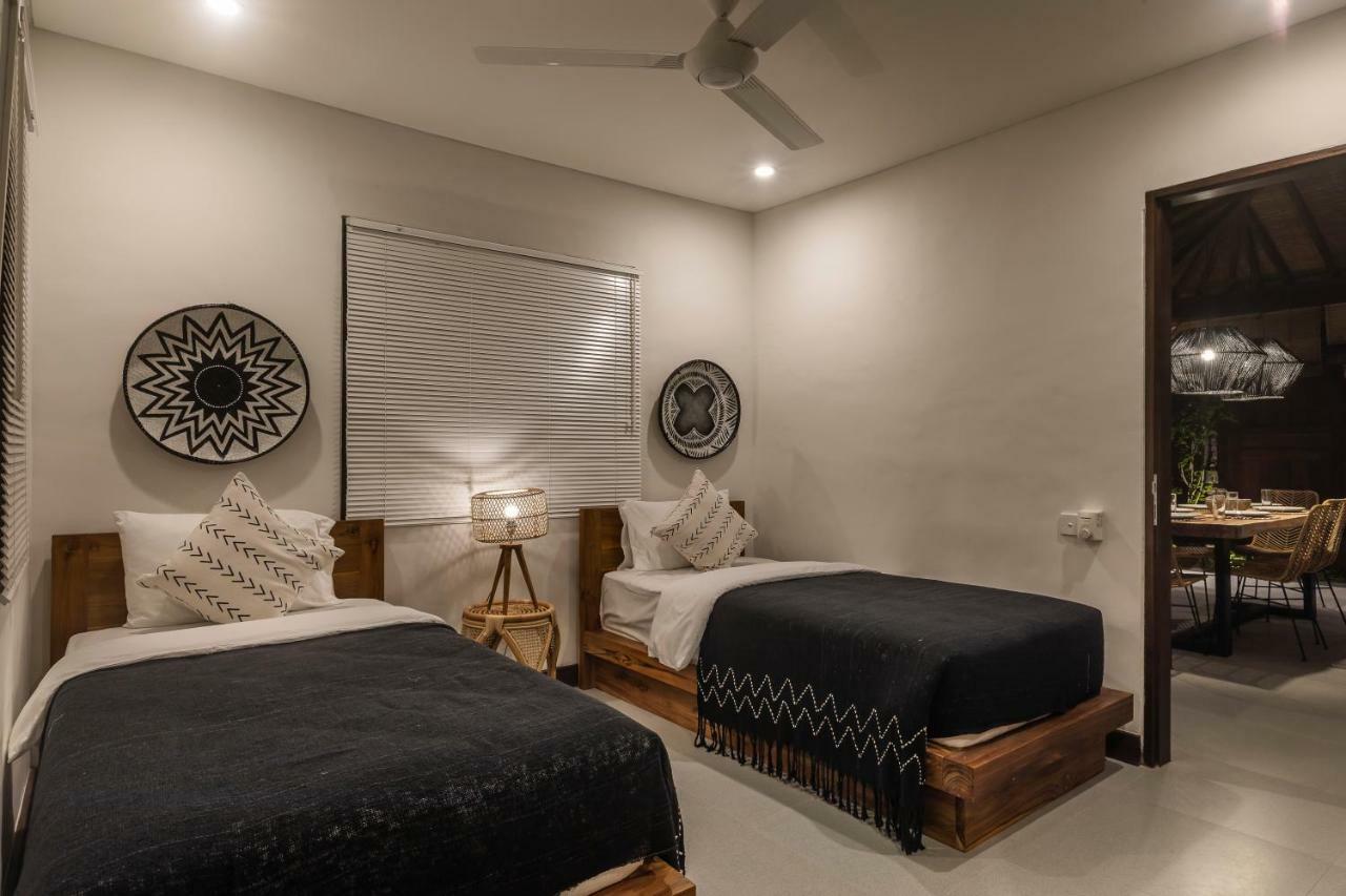Villa Niyamas Ubud エクステリア 写真
