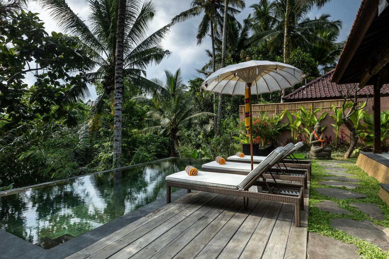 Villa Niyamas Ubud エクステリア 写真