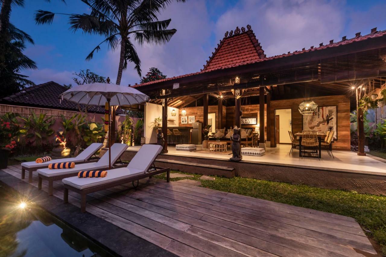 Villa Niyamas Ubud エクステリア 写真