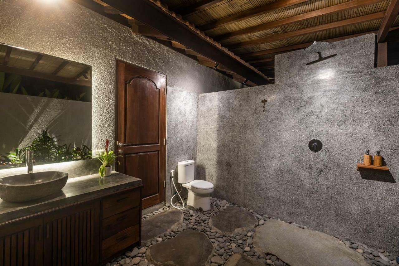 Villa Niyamas Ubud エクステリア 写真